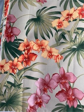 Tommy Bahama Indoor/Outdoor Tablecloth T